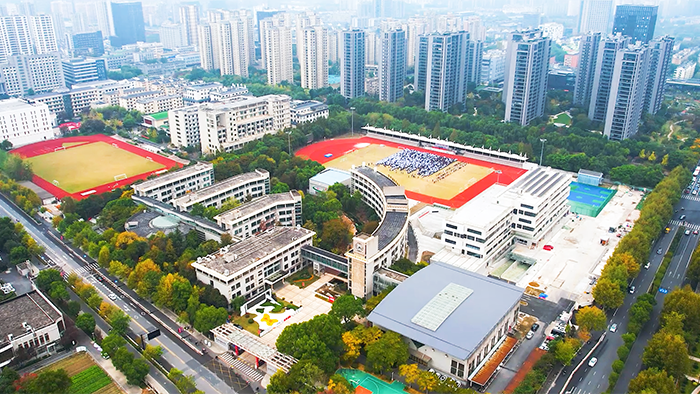 Yuanqing Middle School Green Campus Roof 100kW Project